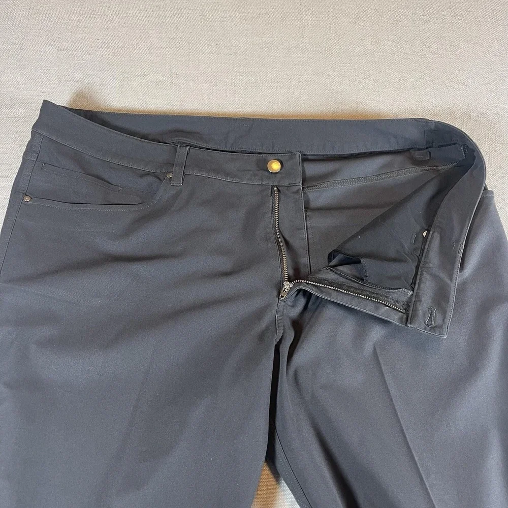 Lululemon Pants‎ Mens 40x27 Black Commission Classic Warpstreme Athleisure EUC